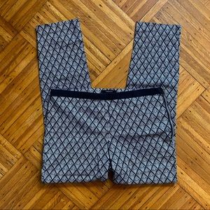 🌈 Forever 21 Slim Fit Diamond Pattern Pants